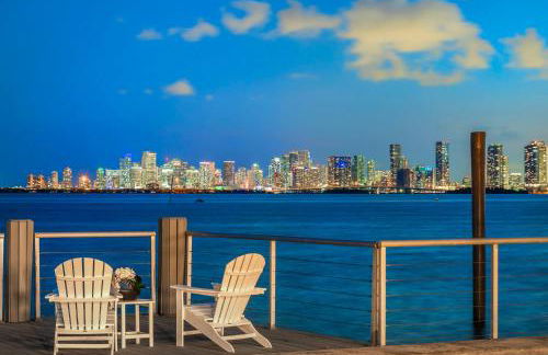 Best Bayfront View Villa with Heated Pool - Foto 9