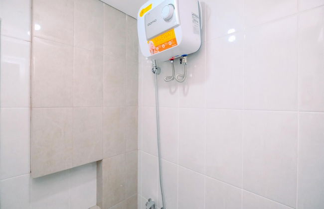 Well Furnished And Comfy 2Br At Royal Heights Apartment - Foto 17