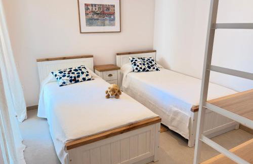 Amplio apartamento con gran porche - Photo 7