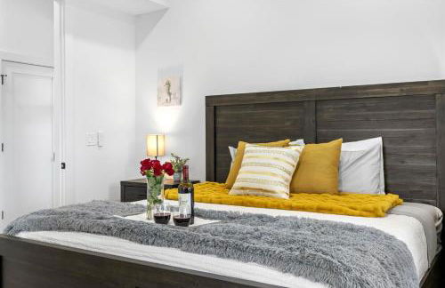 2 Million Villa Heated Pool w Luxury Spa 6BR & 6BR Waterfront by Canal - Foto 34