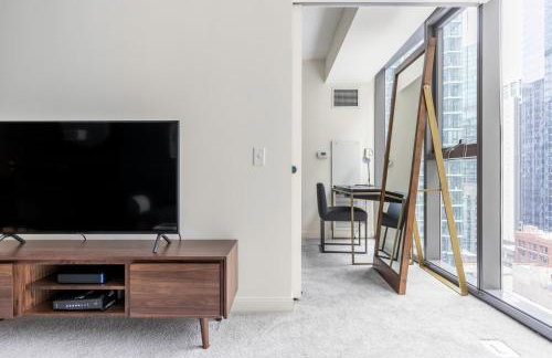 Loop 1BR w Pool Gym nr Financial District CHI-251 - Photo 5