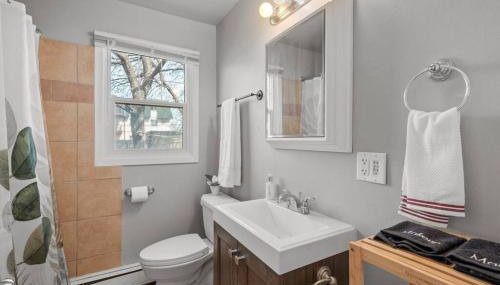 Tranquil 2BR Apt Mpls - 8075 Apt 2 - Foto 5