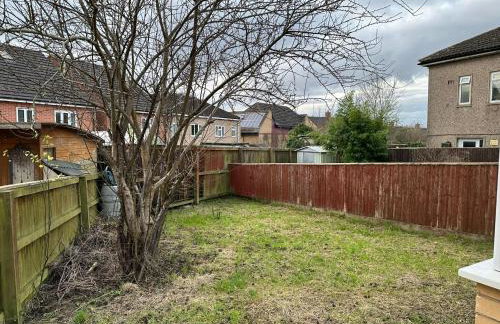 Oxford four-Bedrooms detached house with driveway parking - Foto 38