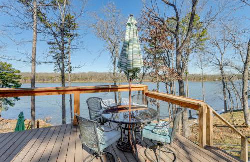 Lake Dardanelle Home with Dock! Fish On-Site - Foto 4