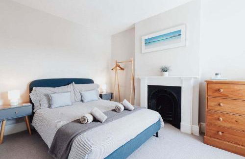 Salterns House - Coastal Escape near Sandbanks - Photo 4