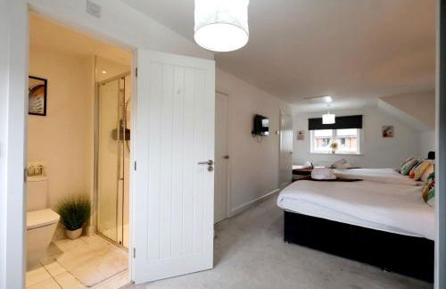 4 BR - 2 Baths - 1 WC - Solihull - NEC - HS2 - Long Stays for Contractors and Relocators - HMHStays - Foto 14