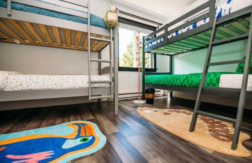 Creekside Family Dreamland - Hot Tub, Firepit, Arcade - Foto 23