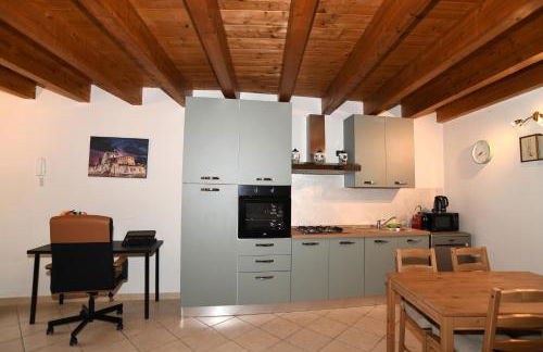 Chiari trilocale nel centro città - Foto 3