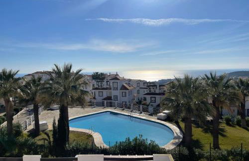 This spectacular 3-bedroom apart - Photo 27