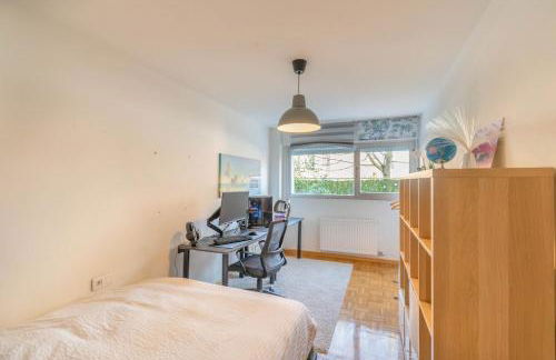 Acogedora habitación en apartamento con terraza - Photo 14