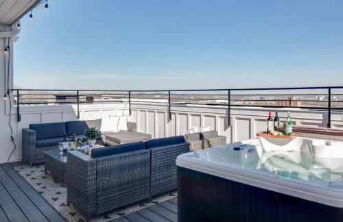 Near Honky Tonks - Rooftop Hot Tub - Skyline Views - Foto 27