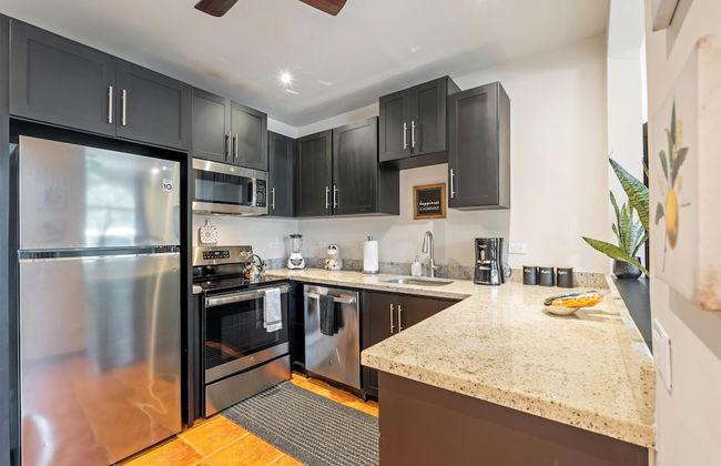 Relaxing 2 BR Beach & Pool Condo Unit2 - Foto 7