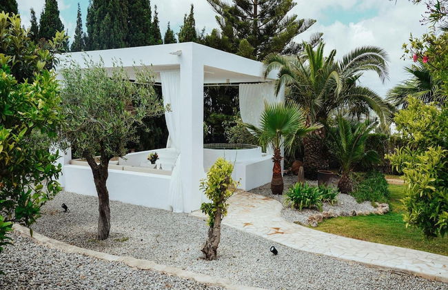 Luxurious Villa With Bright Terrace - Foto 34