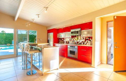 Mid-Century Krisel House with Salt Water Pool and Firepit - Foto 44