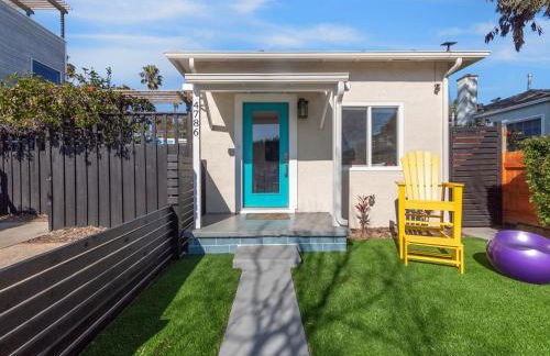 Classic Beach Bungalow - Parking, Private Patio & Pet Friendly! - Foto 19