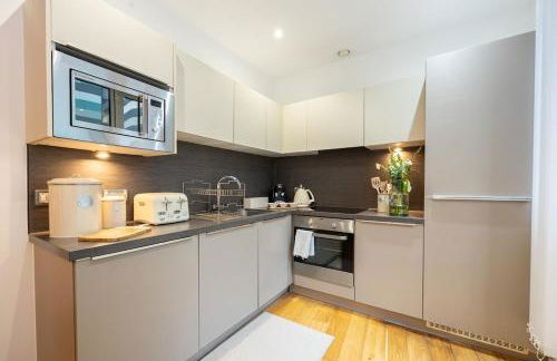 Northern Quarter Luxury 2 Bed Apt with balcony - Foto 16