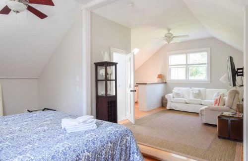 Gorgeous Traditional Home Modern Amenities Downtown Harwichport - Foto 33