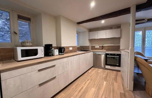 La petite maison de la place - Foto 8