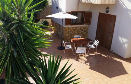 Casa Silencio, Villa with terrace, garden and large pool area - Foto 1