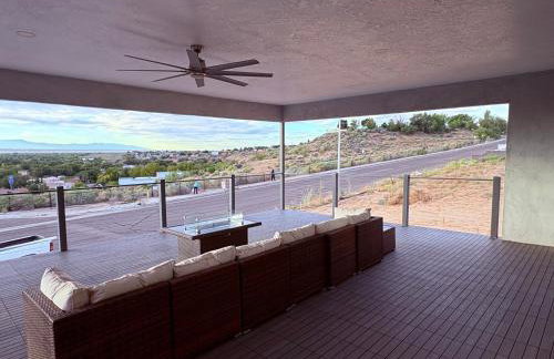 House in the Palisades Hills with City and Mountain views - Foto 37