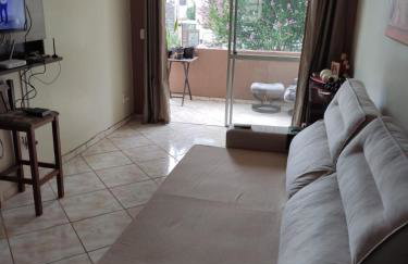 Apartamento de frente com sacada - Foto 1