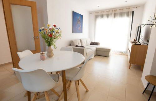 Ground floor apartment on the seafront with pool - Foto 10