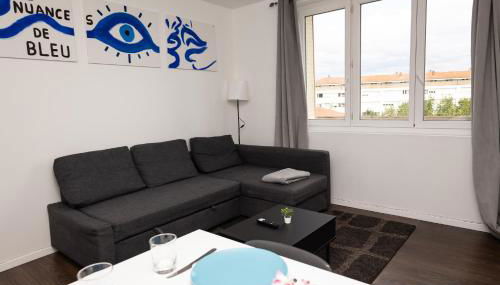 Le 3 Chambres Parking Proche Tram - Foto 4