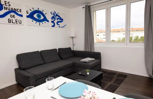 Le 3 Chambres Parking Proche Tram - Foto 4