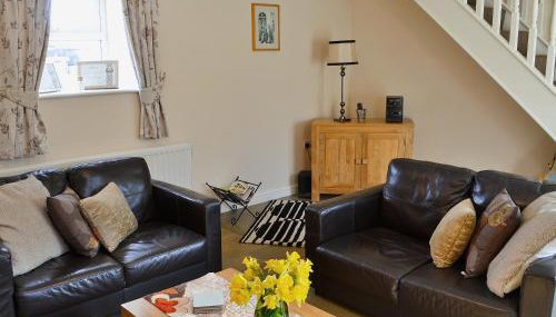 Methodist Cottage - Photo 3