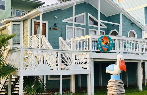 Beachside Get-A-Way - Walk to the Beach - 3 Bedroom 2 Bath - Foto 1