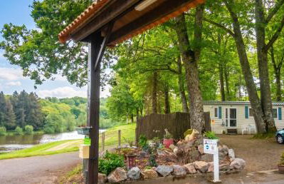 Bungalow charmant à Rochechouart avec vue sur lac - Foto 10