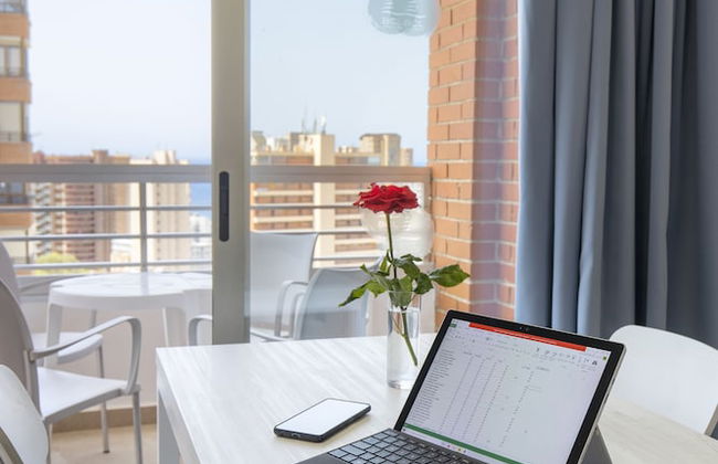 Aparthotel BCL Levante Lux - Photo 12