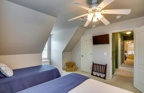 half Mi to Lake Texoma Home with Fire Pit and Grill! - Photo 16