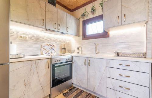 Relaxing StoneHouse Kamara with Jacuzzi - Foto 8