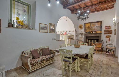 3 Bedroom Lovely Apartment In Canino - Foto 3