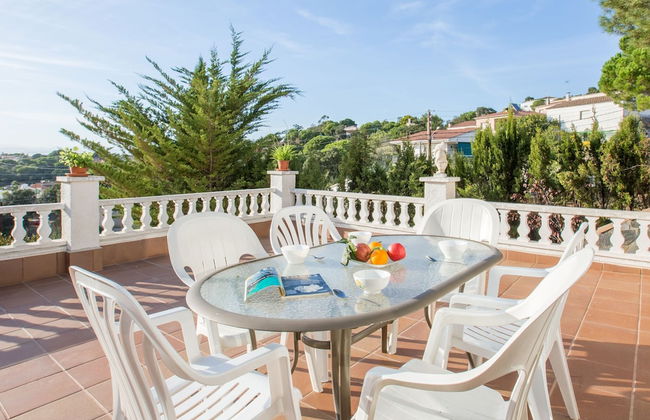 Holiday Home Private Swimming Pool Quietly Located Near Lloret de Mar - Photo 5