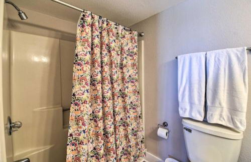 Beachfront Nags Head Condo with Private Balcony! - Foto 14