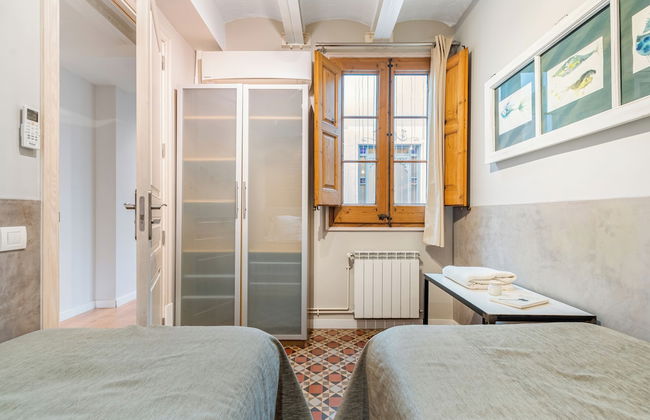 Fuster Apartments By Aspasios - Photo 31