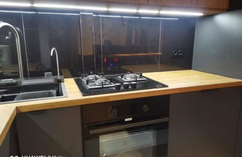 Niesamowita nowoczensa kawalerka w centrum kmicica - Foto 29