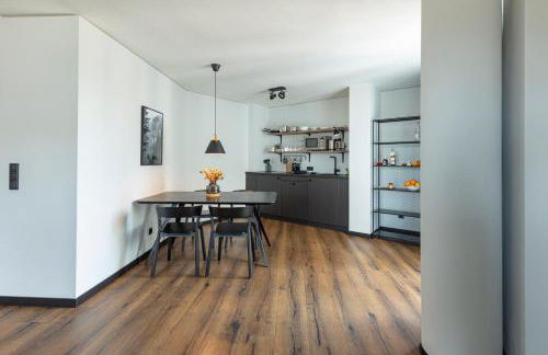 Black F House - Serviced Apartments - Foto 15