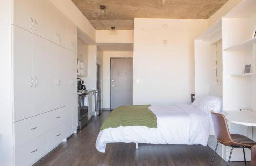 Luxury Penthouse Apt Near Brady St with Balcony and Lake View - Foto 6