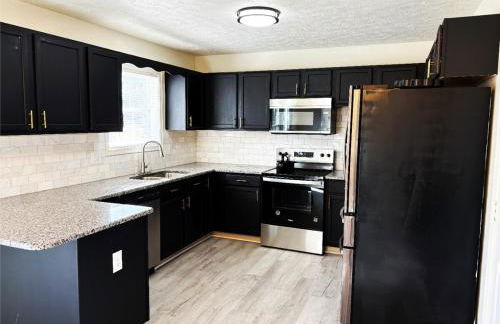 Pristine 3BR & 2bath Ranch style Near I-81 Hospitals & Downtown Martinsburg - Foto 22