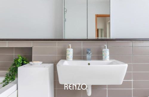 Vibrant 2-bed Home in Nottingham by Renzo, Free Driveway Parking, Sleeps 6! - Foto 28