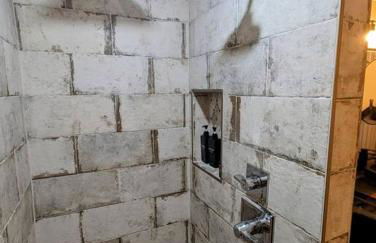 Cozy AF Gothic Rose Gallery - Foto 31