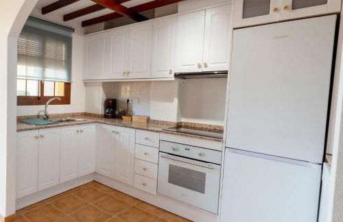 Ático con terraza-solárium y piscina 4-6 personas WIFI A/C - Foto 22