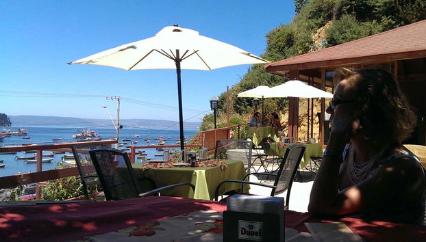 Contemplando as vistas do golfo de Arauco