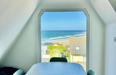 Penthouse Sea View Newquay Fistral Beach 3 Min Walk - Foto 1