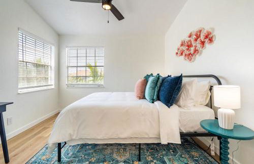 2BR Beach Getaway - Pool Gym Near Space Coast - Foto 11