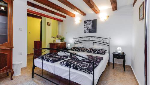 Amazing Home In Zlobin - Foto 5