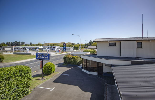 Tuki Tuki Motel - Photo 3